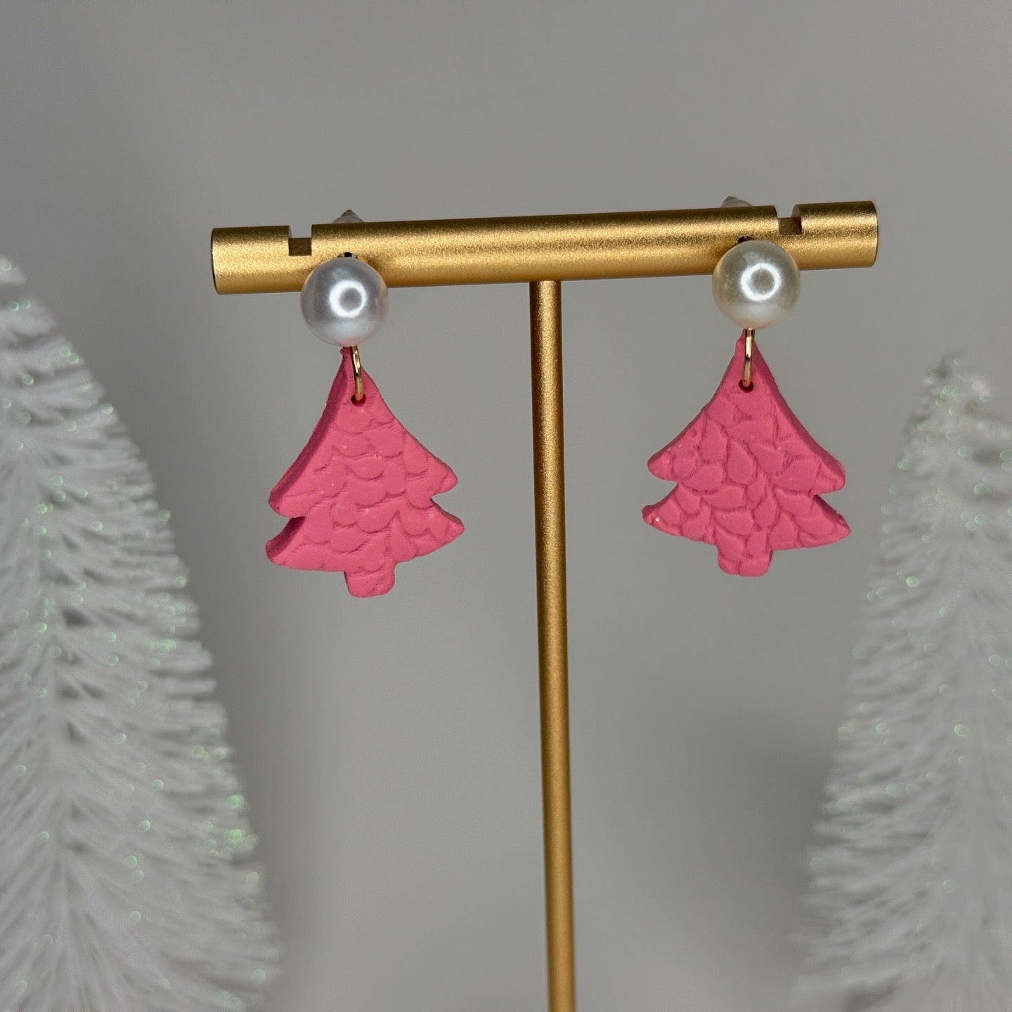 Pink Christmas Tree w/ Pearl